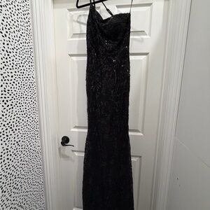 Black Elegant One Shoulder Dress